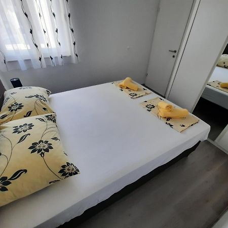 Apartman The Godfather Apartment Makarska Bagian luar foto
